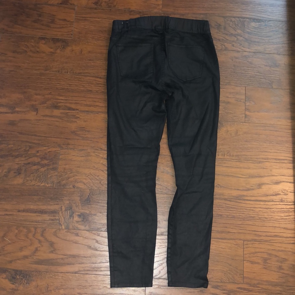Madewell black coated edition skinny pull on jeggings. Size 27. - Picture 4 of 4